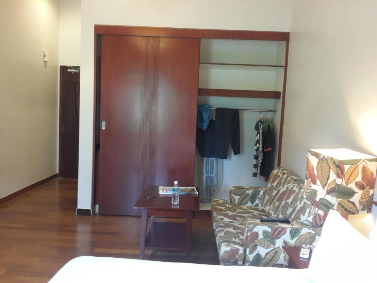 Pulai Spring Resort Kampung Kangkar Pulai Экстерьер фото